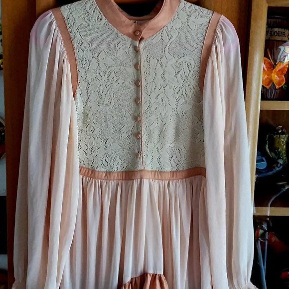 SOLD     FREE PEOPLE victorian layered lace tunic - Picture 4 of 5